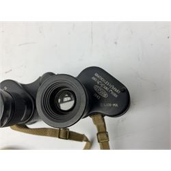 Pair of WWII 1943 Kershaw Bino. Prism No.2 MKII x6 binoculars, No. 190671, in canvas case