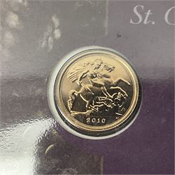 Queen Elizabeth II 2010 gold quarter sovereign coin, housed in a Mercury presentation cover, in Westminster folder with certificate