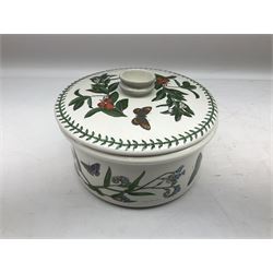 Portmeirion, the Botanic Garden pattern, to include salt and pepper shakers, wash basin and jug, two jugs, nine bowls, eight side plates, covered tureen, serving platter etc (42)