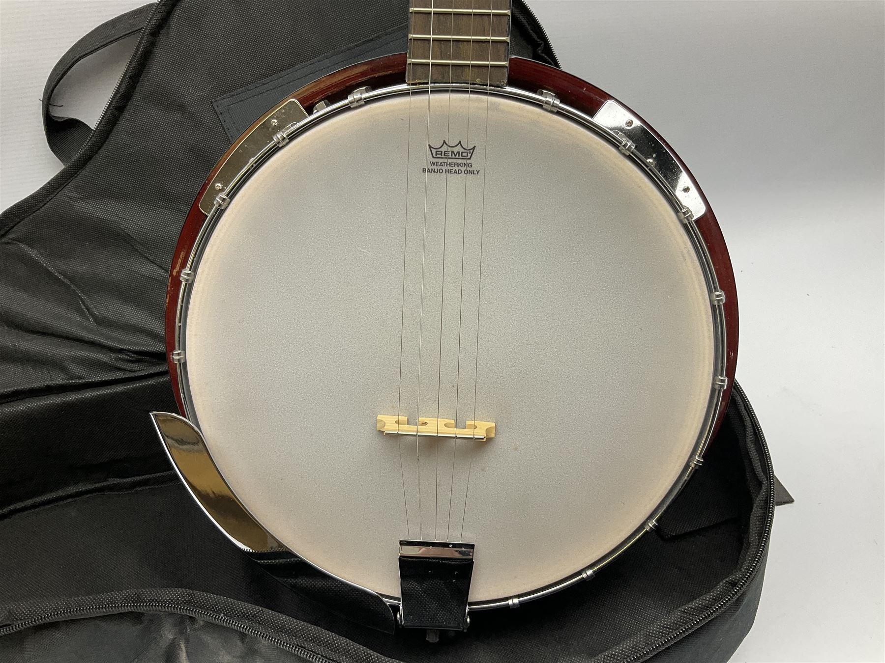 Classic Cantabile five-string banjo with sapele mahogany back L97.5cm; in soft carrying case