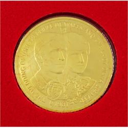 Queen Elizabeth II Isle of Man 1981 gold proof half sovereign coin, to commemorate the wedding of H.R.H. The Prince of Wales and Lady Diana Spencer, cased with certificate