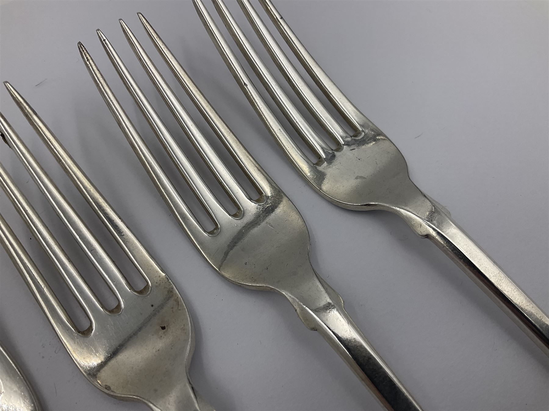 George IV Scottish silver Kings pattern cutlery for six place settings, to include table spoons, table forks, dessert spoons and dessert forks, all engraved with shamrock crest to terminal, hallmarked Robert Gray & Son, Glasgow 1833