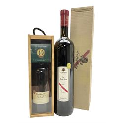 D`Arenburg 2007 The dead Arm Shiraz, 1.5 litre, 14%, together with Grahams 2001 crusted port, 75cl, 20%, both boxed 