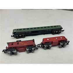 N' gauge - Fleischmann Piccolo 2363 DB 2-10-0 locomotive; Minitrix