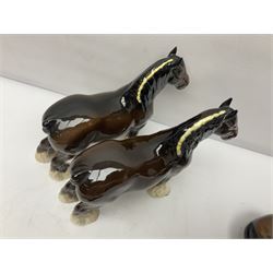 Four Beswick horse figures, comprising Quarter Horse, two Shires no 818 and matt palomino, together with Beswick donkey and Royal Doulton horse on a wooden plinth  