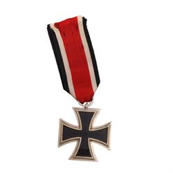 WWII German 1939 Iron Cross 2nd Class, with ribbon