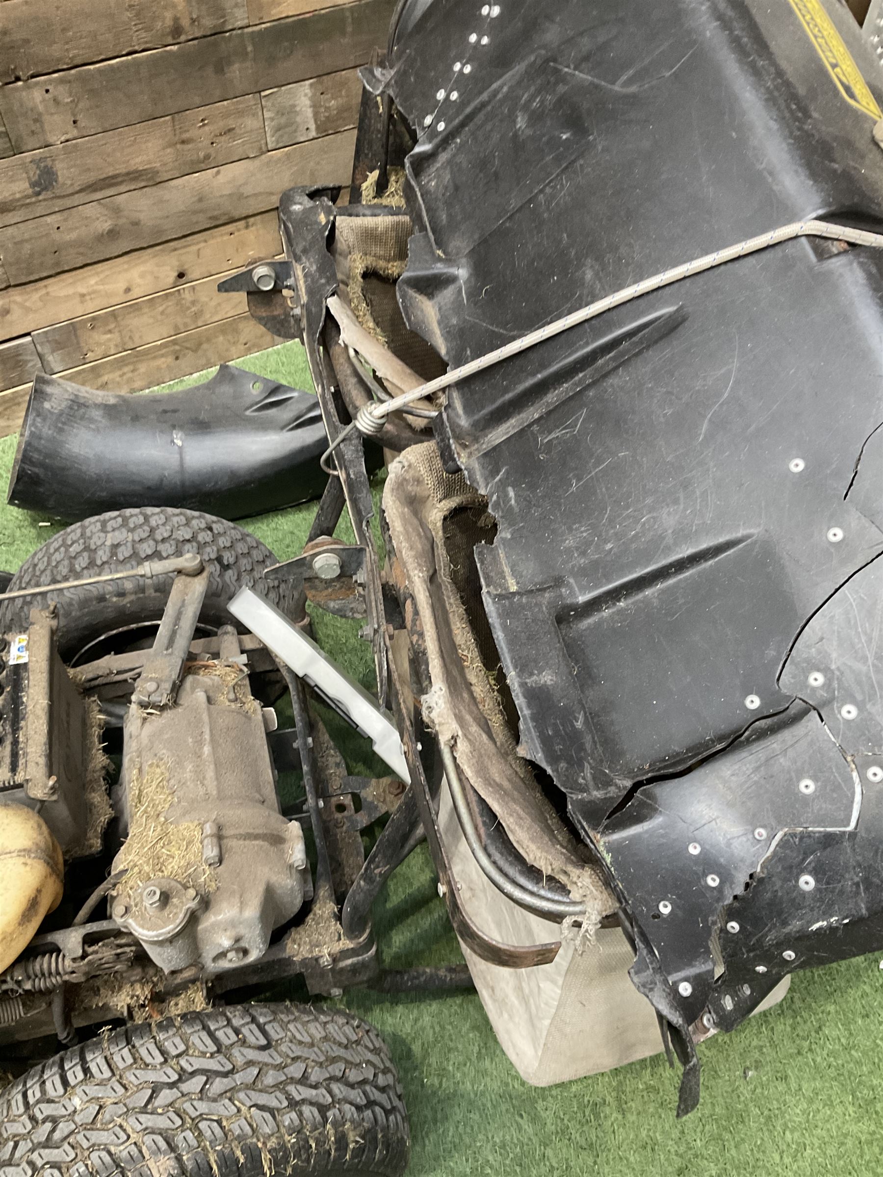 Honda 3009 Garden ride on mower with trailer - THIS LOT IS TO BE COLLECTED BY APPOINTMENT FROM DUGGLEBY STORAGE, GREAT HILL, EASTFIELD, SCARBOROUGH, YO11 3TX