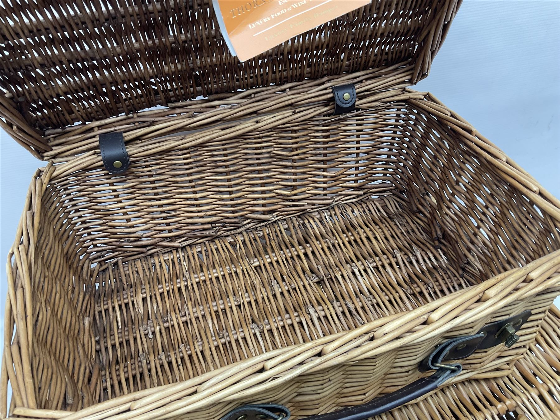 Chatsworth box easel, together with a Reeves table easel, collection of Wentworth jigsaw puzzles and two picnic baskets