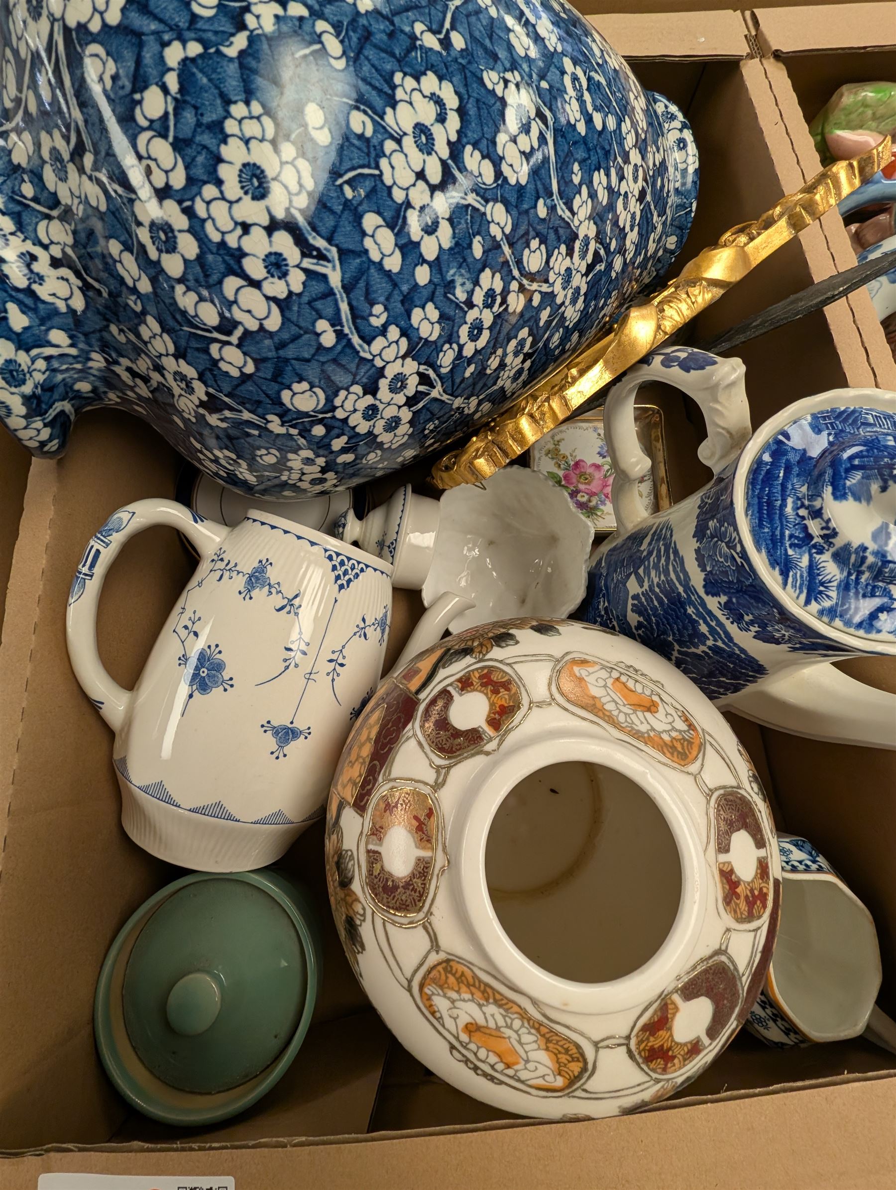 Barge Ware teapot, Withernsea vase, blue and white ceramics and other collectables, in three boxes 