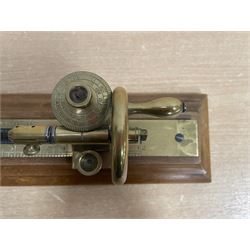 19th/ early 20th century brass and walnut yarn twist tester by Goodbrand & Co. Manchester, L49cm 