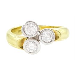 18ct gold three stone round brilliant cut diamond cluster ring, stamped 750, total diamond weight approx 0.60 carat