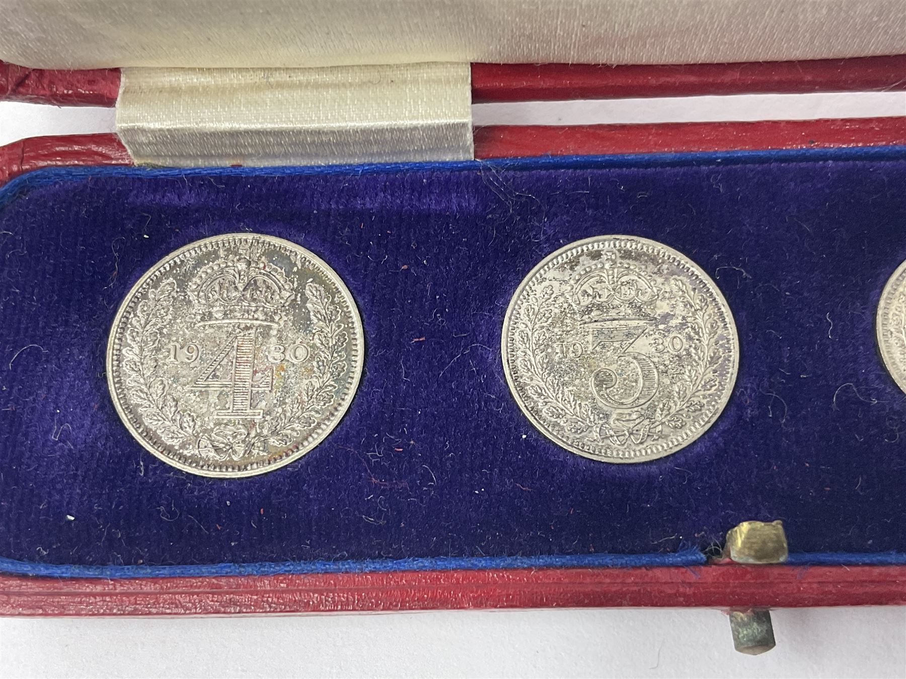 King George V 1930 maundy coin set, cased