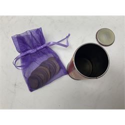 Great British and World coins and banknotes, including United Kingdom 1985 brilliant uncirculated coin collection, two 1995 brilliant uncirculated two pound coins in card folders, commemorative crowns, King George VI 1951 Festival of Britain crowns in card cases, United States of America 1964 Kennedy half dollar, two Switzerland 1966 five franc coins, five German 1972 commemorative coins, Euro banknotes, Bank of England Somerset one pound 'DU27', Japanese banknotes etc