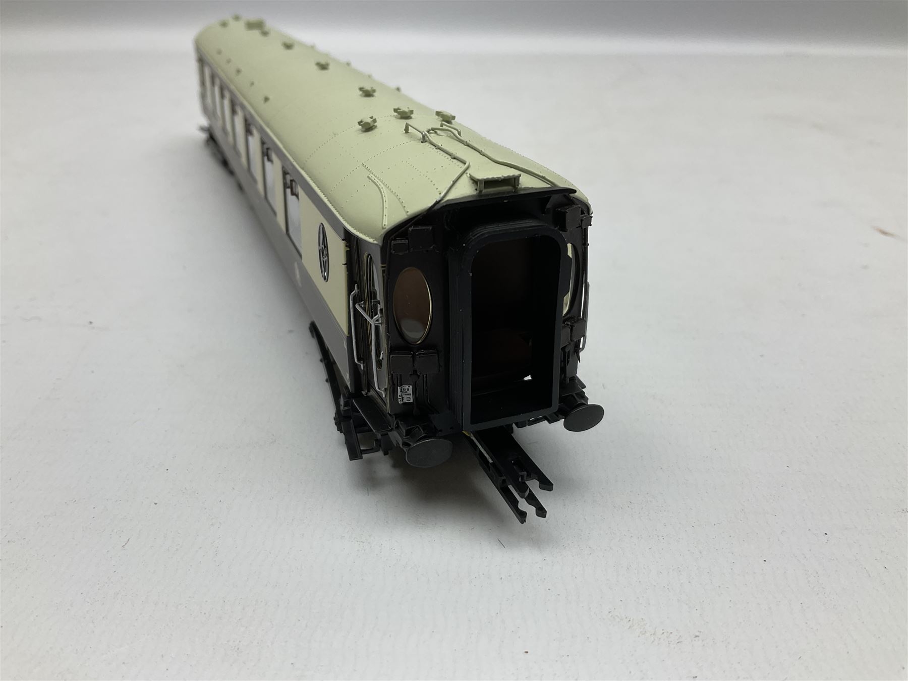 Hornby '00' gauge - Brighton Belle 1934 train pack, DCC ready 