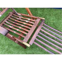 Hardwood folding steamer chair - THIS LOT IS TO BE COLLECTED BY APPOINTMENT FROM DUGGLEBY STORAGE, GREAT HILL, EASTFIELD, SCARBOROUGH, YO11 3TX