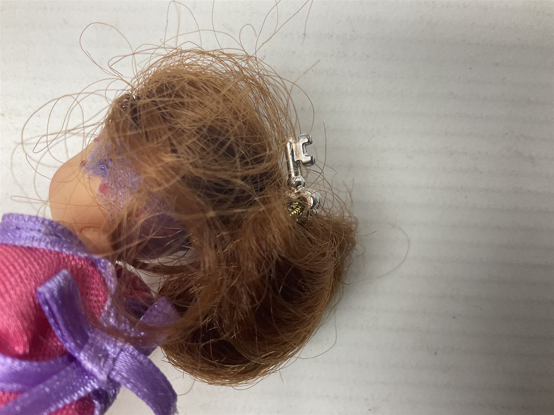 Wish World Kids - Eleven play sets comprising Treats ‘n Sweets Refrigerator, Grin ‘n Win TV, Sponge ‘n Plunge Bathtub, Socks ‘n Locks Dresser, Spice ‘n Slice Stove, Sleep ‘n Leap Bed, File ‘n Smile Desk, Blaze ‘n Braise Fireplace, Hear ‘n Cheer playset in Sponge ‘n Plunge box, two Read ‘n Speed Chair playsets in one box