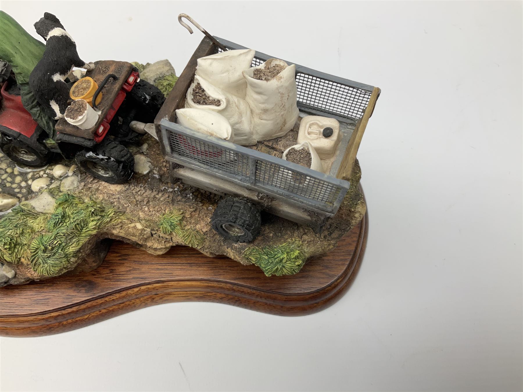 Border Fine Arts limited edition 'All In a Days Work' figure, 779 of 1500, model no B0593, modelled by Kirsty Armstrong, with certificate, H13cm L31.5cm. 