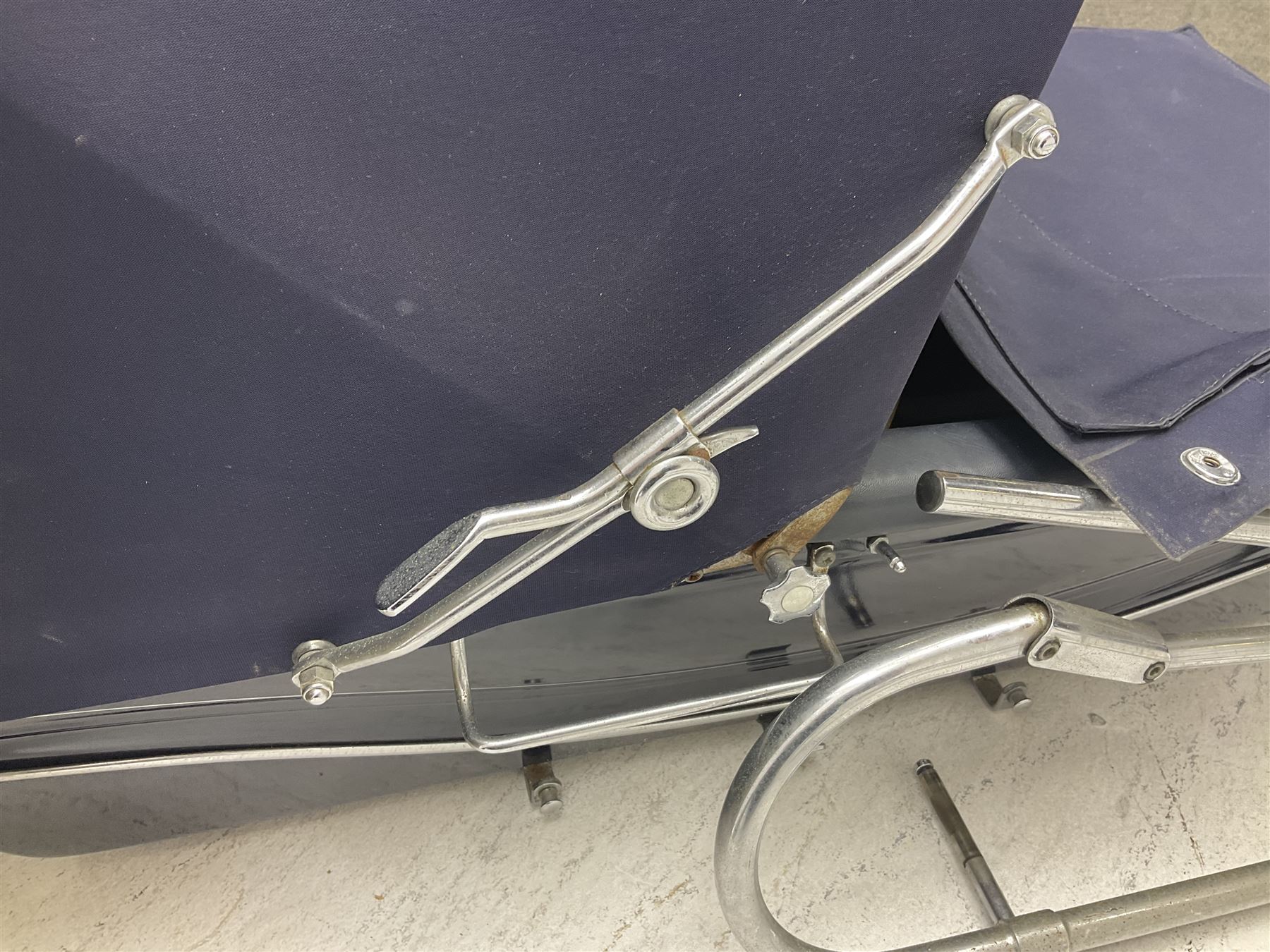 Silver Cross blue pram, with folding canopy and apron