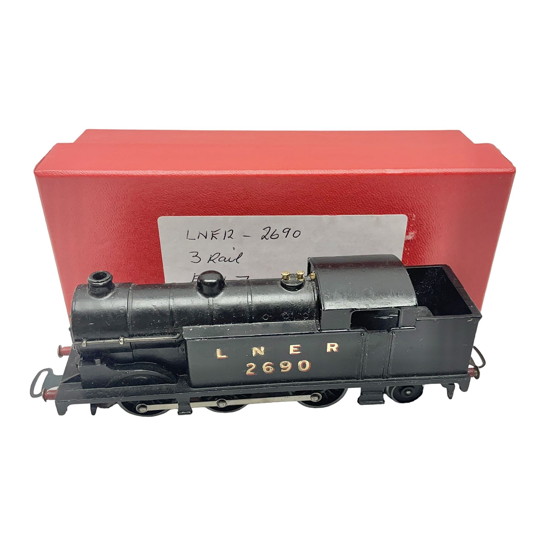 Hornby Dublo - 3-rail EDL7 Class N2 0-6-2 tank locomotive No.2690 in LNER black; in modern collector's plain red box