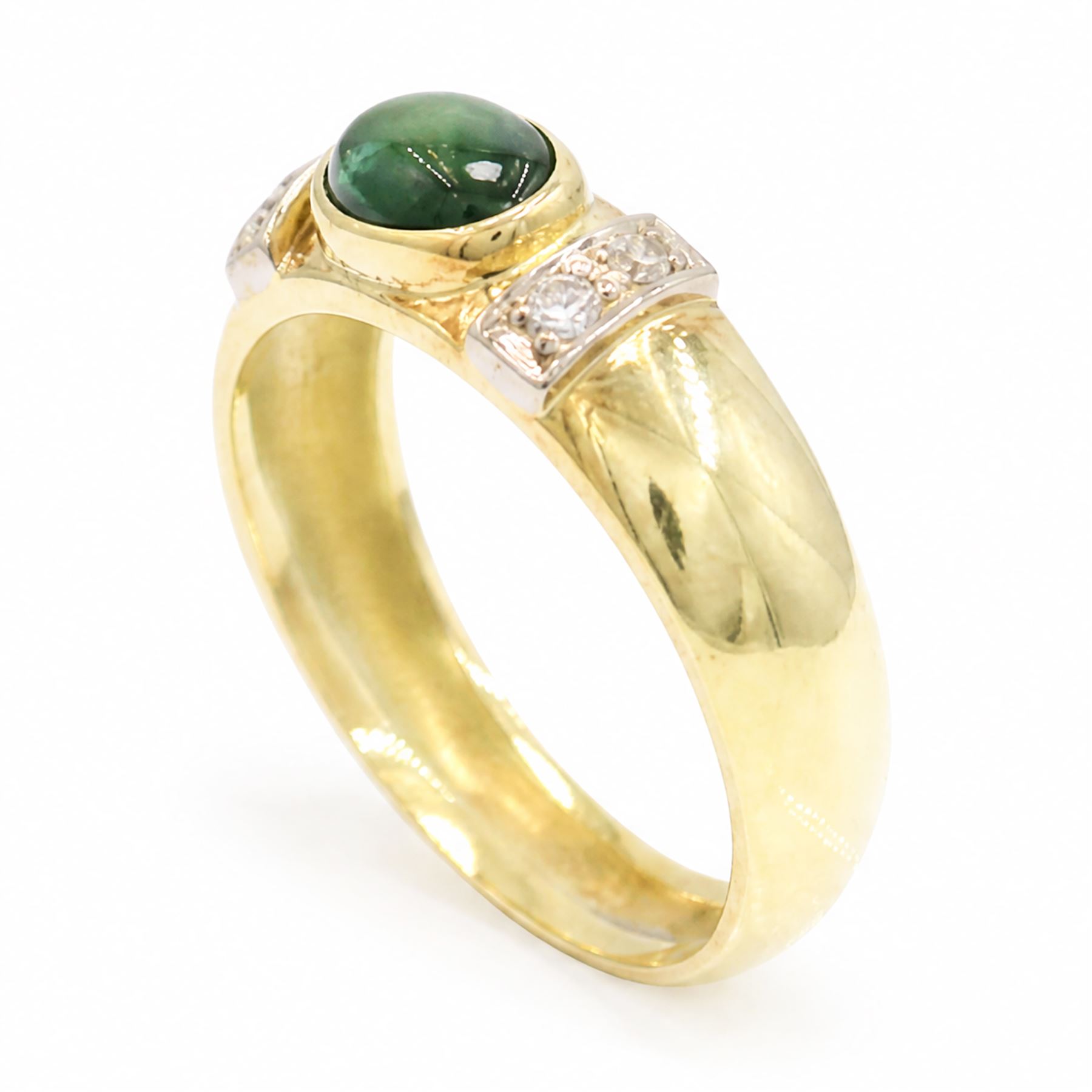 18ct gold tourmaline and diamond ring, bezel set single oval cut tourmaline, with two single cut diamonds set either side, stamped 
