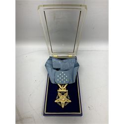 United States of America, Congressional Medal of Honor, gilt metal and enamel, unnamed, reverse of suspension engraved ‘The Congress to’, the neck cravat with pop stud attachments, boxed with felt bag
