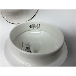 Royal Worcester Howard pattern tea and coffee service for six, comprising coffee pot, teapot, teacups and saucers and coffee cans and saucers (26)