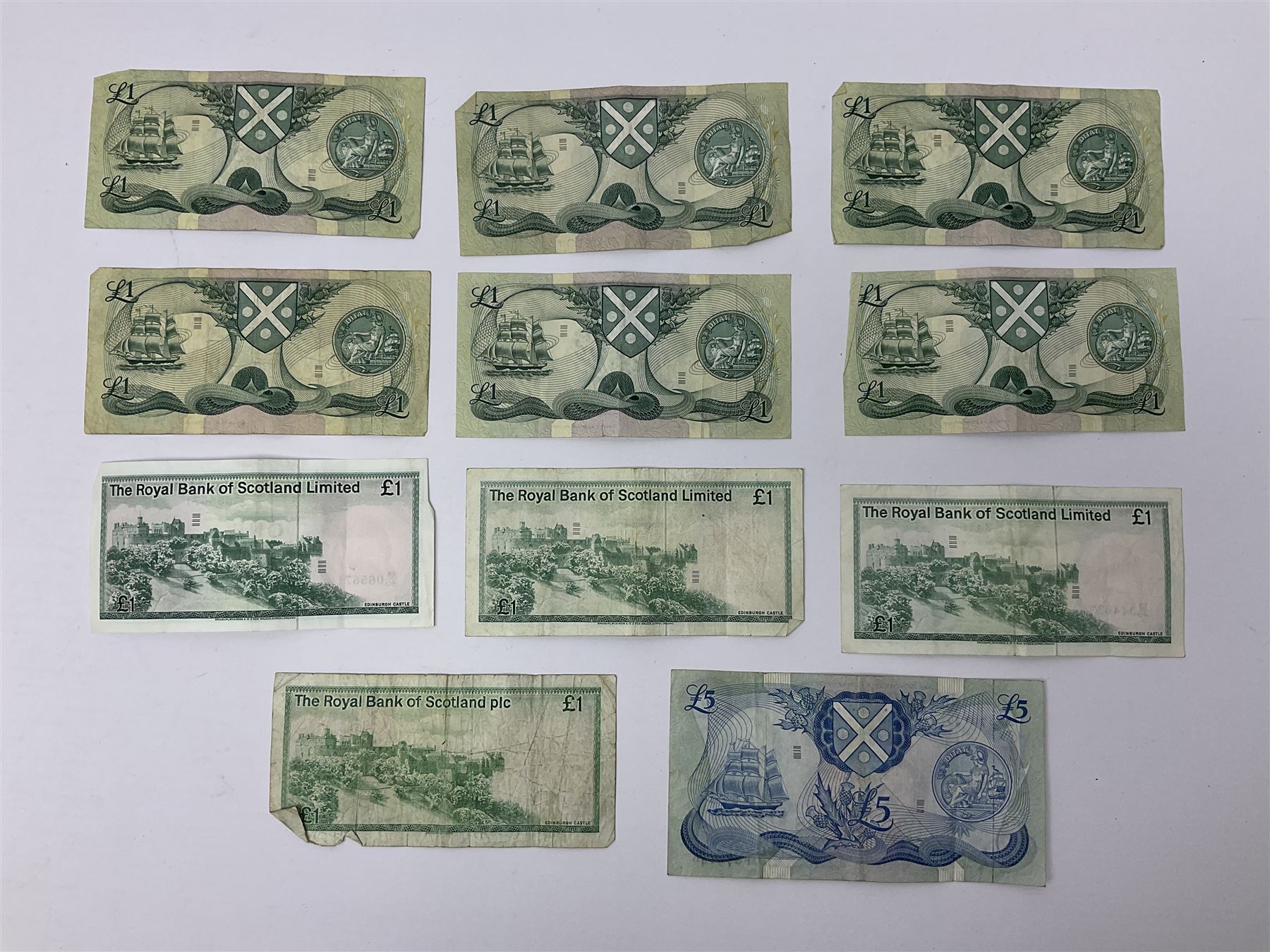 Banknotes including four Bank of England O'Brien one pound notes 'Y52J', 'T44J', 'T92J' and 'S23J', various ten shillings, two Somerset ten pounds 'CU20' and 'AW12', Page one pound notes, Bank of Scotland and other Scottish one pound notes etc