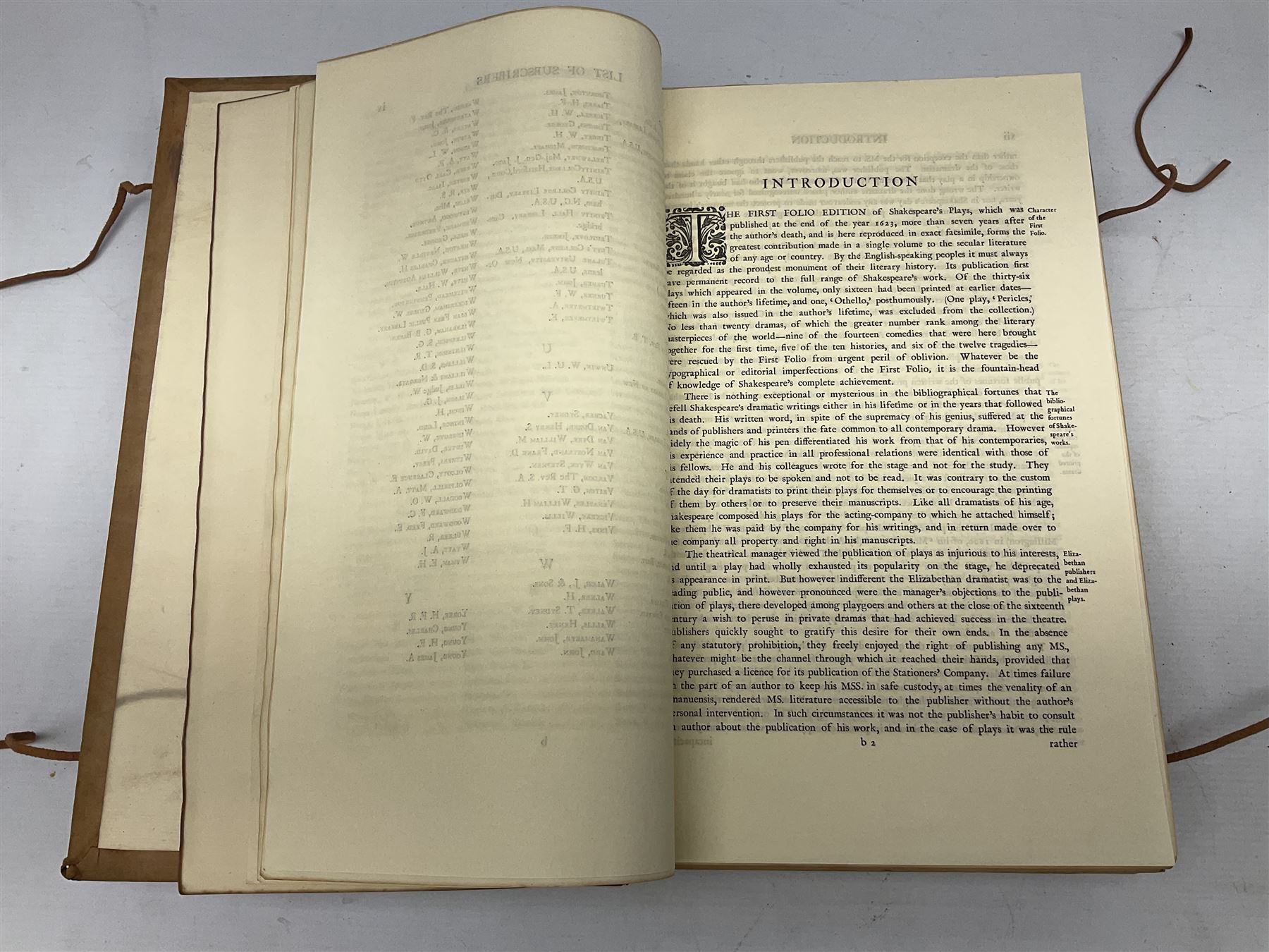Shakespeare (William), Shakespeares Comedies, Histories, & Tragedies, 364/1000 signed by Sidney Lee, original ful reversed calf and ties, folio, Oxford, Clarendon Press, 1902
