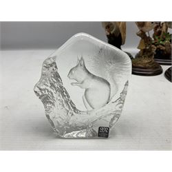 Quantity of Country Artists figures, comprising Woodland Visitors G800, Otter Family CA 552, Barn Owl CA 431, Wren CA 81, Mouse and Acorn CA784, Kingfisher - Broadway CA422, Early Days - Barn Owlets CA 720, together with two Border Fine Arts figures comprising Woodcock by James Harvey, 1985 and First Outing, Many with original boxes (9)