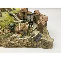 Lilliput Lane Whitby Harbour, limited edition 557/850, with certificate of authenticity and original box, H15cm