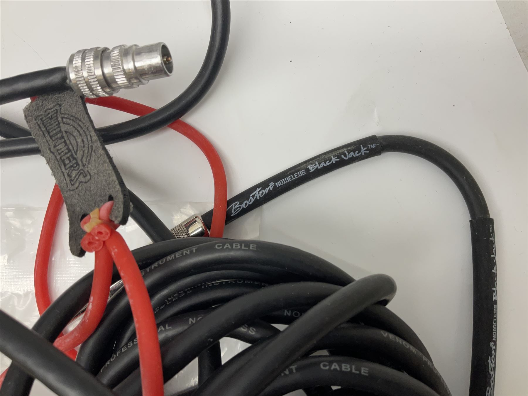 Zoom GFX-4 Guitar Effects processor; quantity of assorted cables; tremolo arms; plectrum wallet; Steepletone SMH10 earphones etc