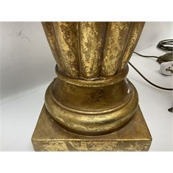 Green onyx and gilt metal table lamp decorated with puttos, together with gilt jardiniere stand and two other table lamps, stand H62cm