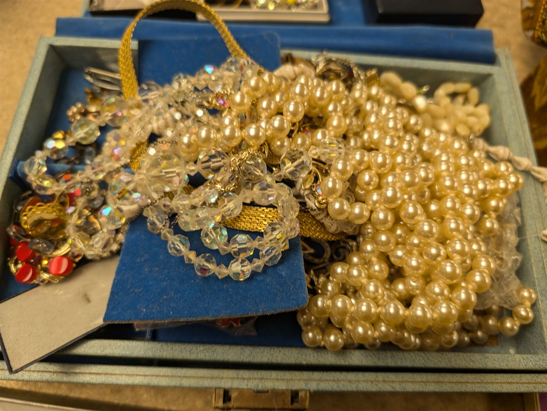 Collection of costume jewellery, including brooches, beaded necklaces, earrings, etc