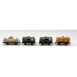 Hornby Dublo - sixteen wagons comprising 4300, 4305, 4313, 4320, 4325, 4610, 4626, 4627, 4635, 4645, 4652, 4665, 4675, 4678 and 4680 x 2; all boxed (16)