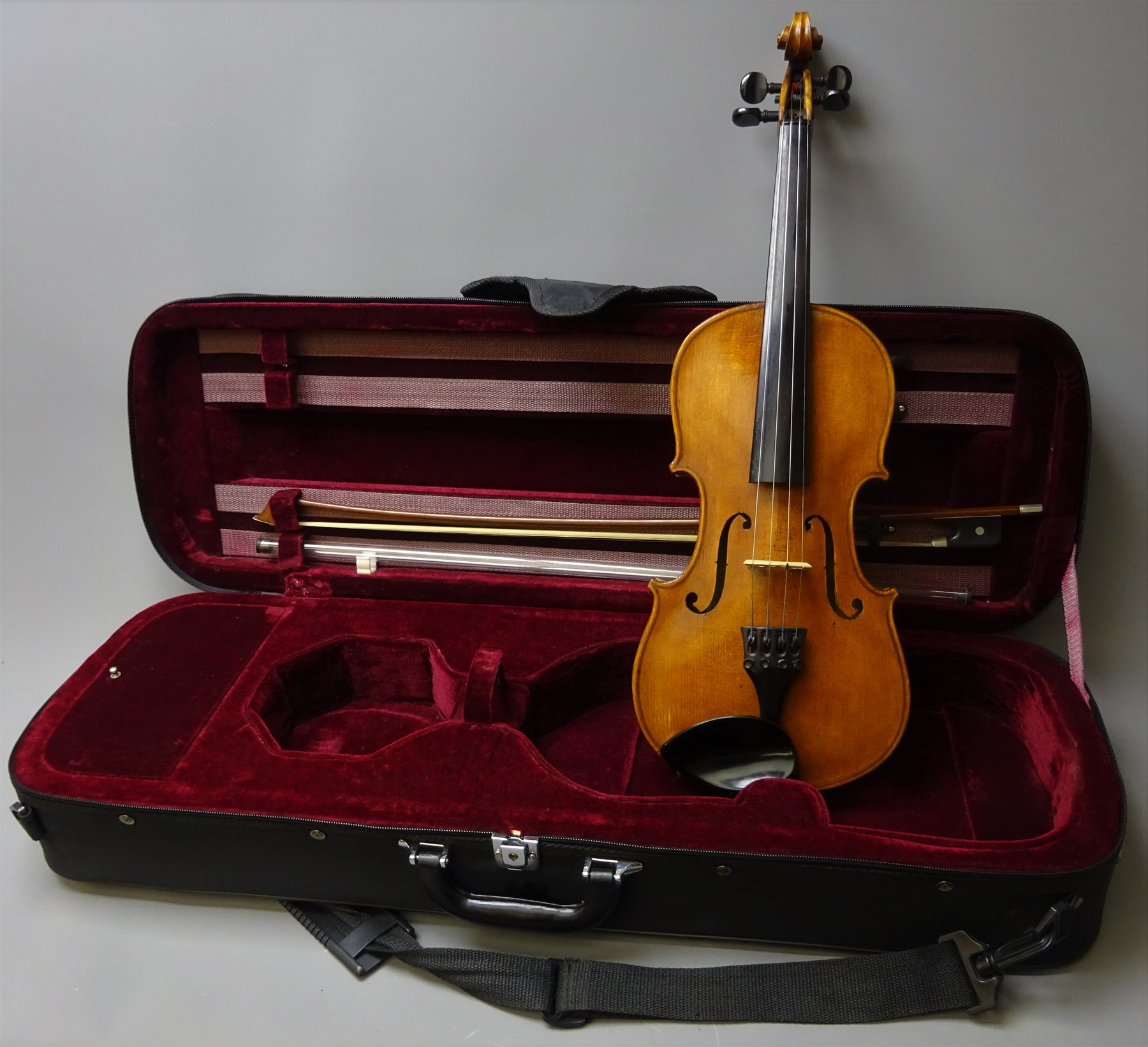 Mid20th century violin by John G. Murdoch & Co entitled 'The Maidstone