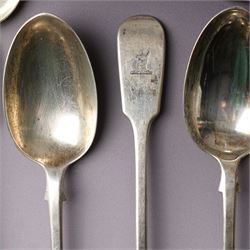 Silver Fiddle pattern canteen, composite, largely Victorian, comprising twelve table spoons, twelve table forks, twelve dessert spoons, eleven dessert forks, one soup ladle, one sauce ladle, and one serving spoon, each terminal engraved with The Everitt family Griffin crest, largely hallmarked Francis Higgins III, London 1892, soup and sauce ladle dated 1808 and 1828 

Provenance: From the collection of Andrew Chichester Everitt.



