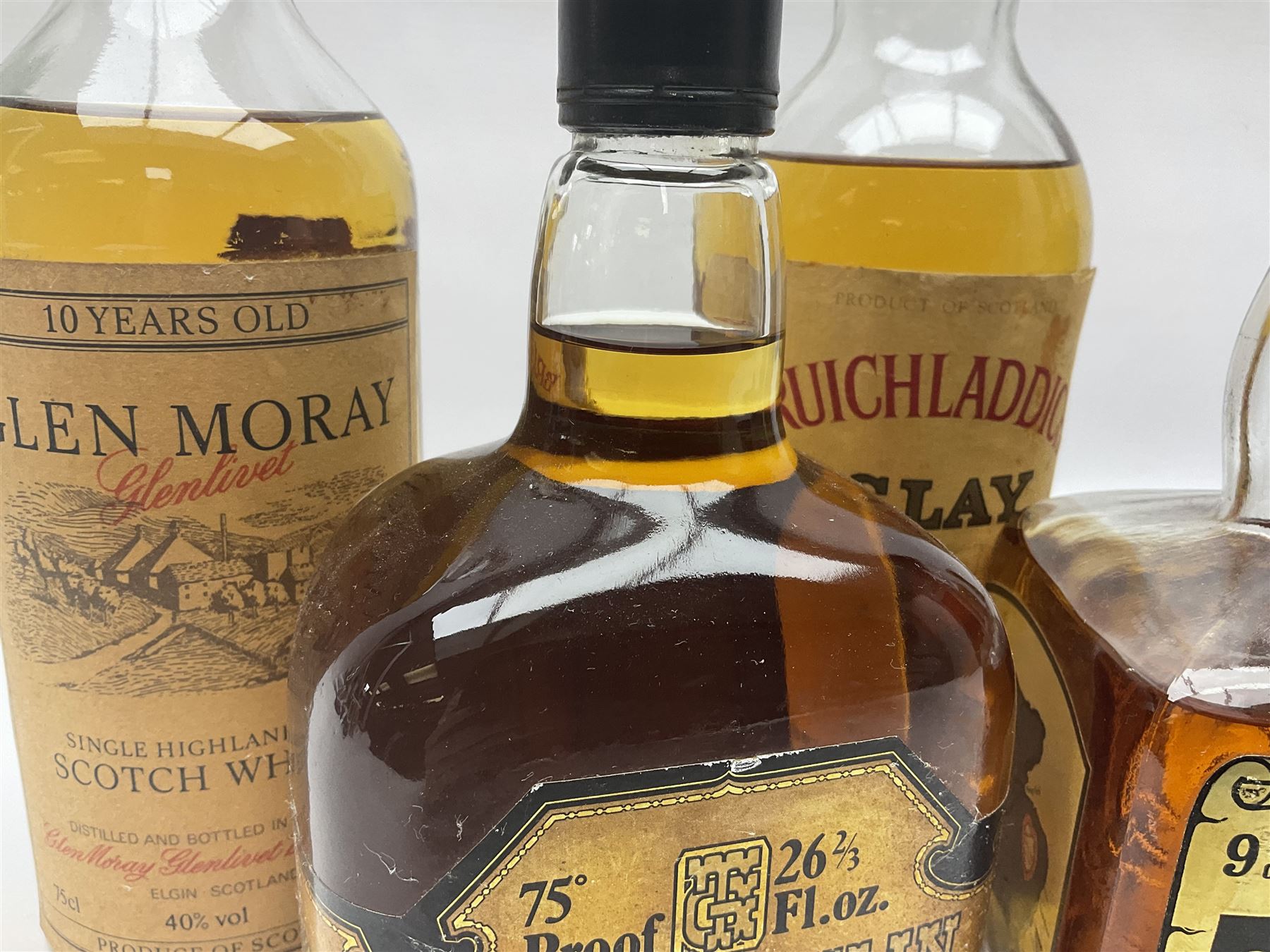 Five Single Malt Scotch Whiskys, including Aberlour Glenlivet 9 year old, Tamnavulin Glenlivet, Bruichladdich etc, various contents and proof (5)