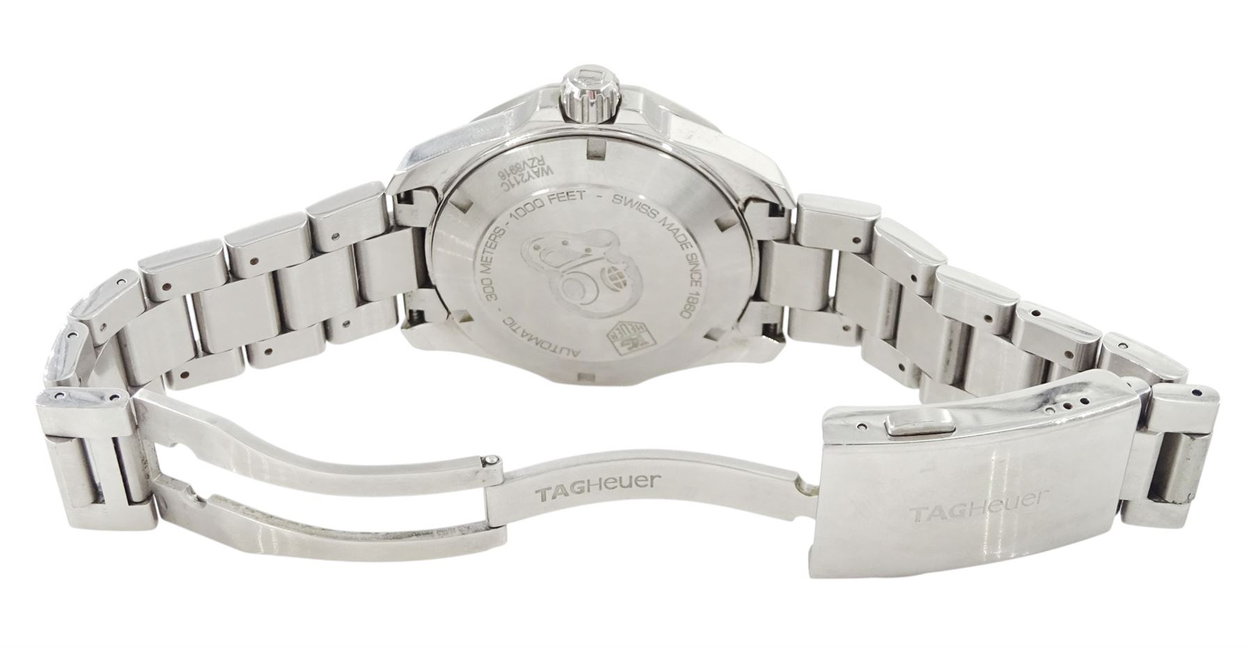 Tag Heuer Aquaracer gentleman's stainless steel automatic wristwatch, Ref. WAY211C,  Calibre 5, serial No. RZV8916, blue dial with dagger hour markers, date aperture and unidirectional rotating bezel, on original stainless steel bracelet, with fold-over clasp