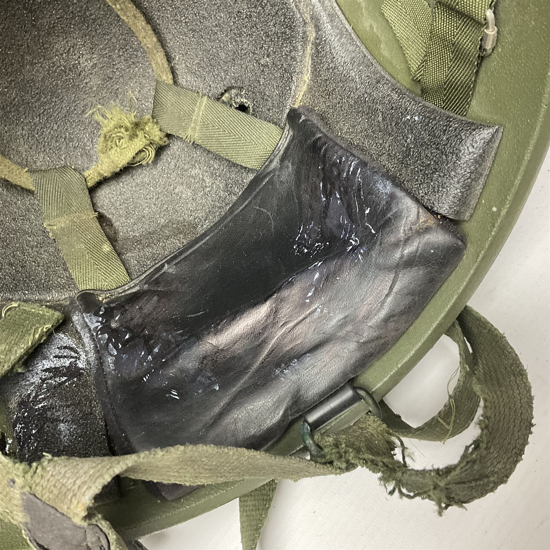 1950s UN soldiers helmet with liner