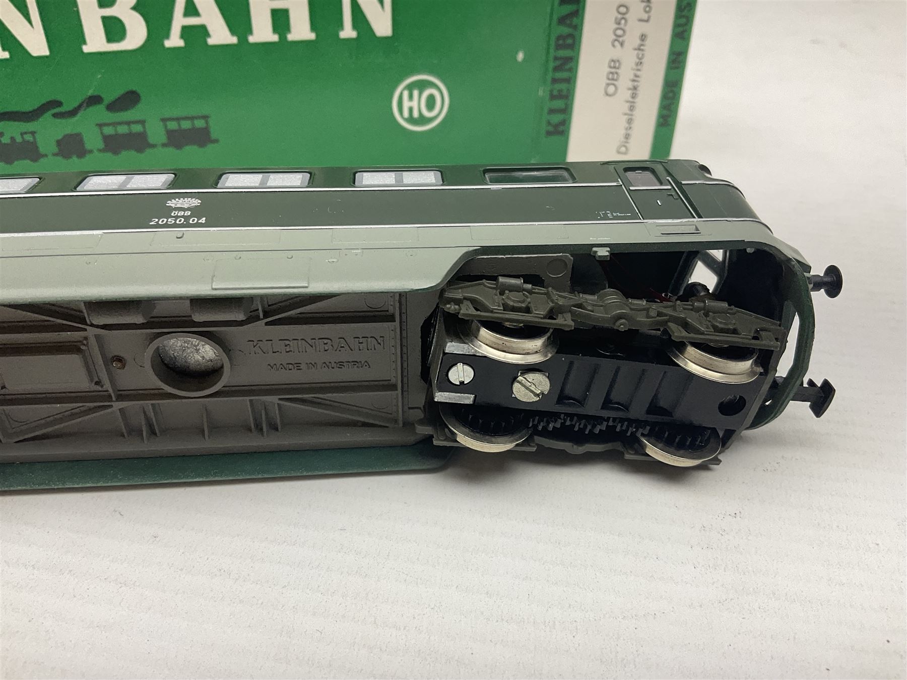 Kleinbahn HO gauge - three locomotives OBB 1020 Elektr. Berglokomotive; OBB 1044.209-3 Elektrische Lokomotive; and OBB 2050 Dieselelektrische; all boxed (3)