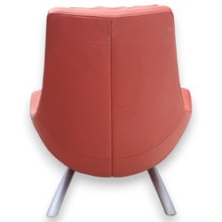 Rolf Benz - contemporary chaise longue upholstered in oxblood leather