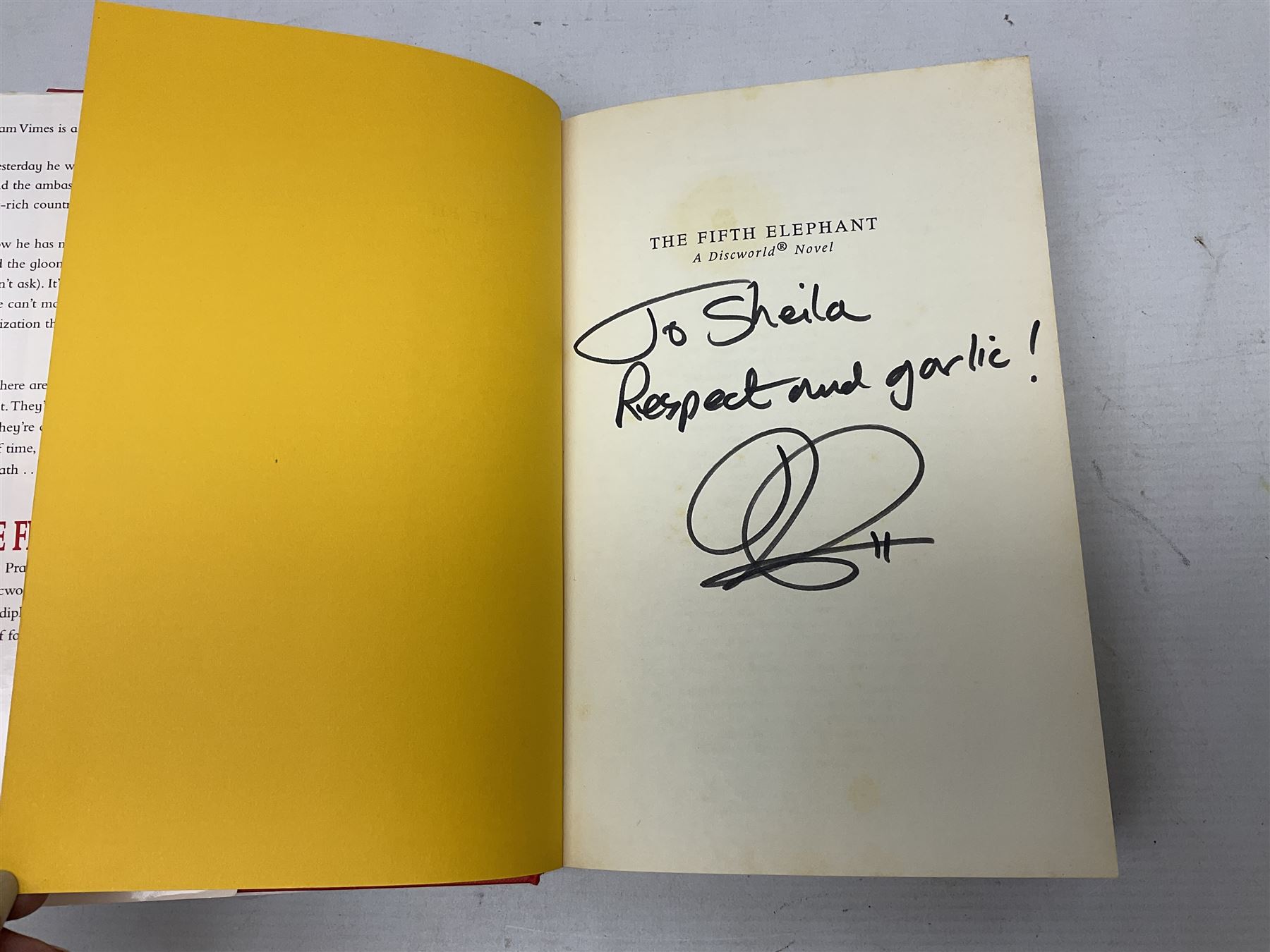 Collection of twenty-three hardback Terry Pratchett books, comprising approximately eighteen first editions including The Fifth Elephant signed & inscribed by Pratchett, all with dustjackets