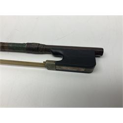 Fruitwood and elm single string phono fiddle with long neck and copper horn L76cm; and a violin bow (2)