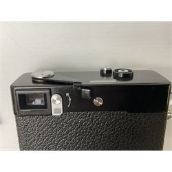 Rollei 35 S Compact Camera, black, with 'Rollei HFT 40mm f/2.8 Sonnar' lens, in leather case