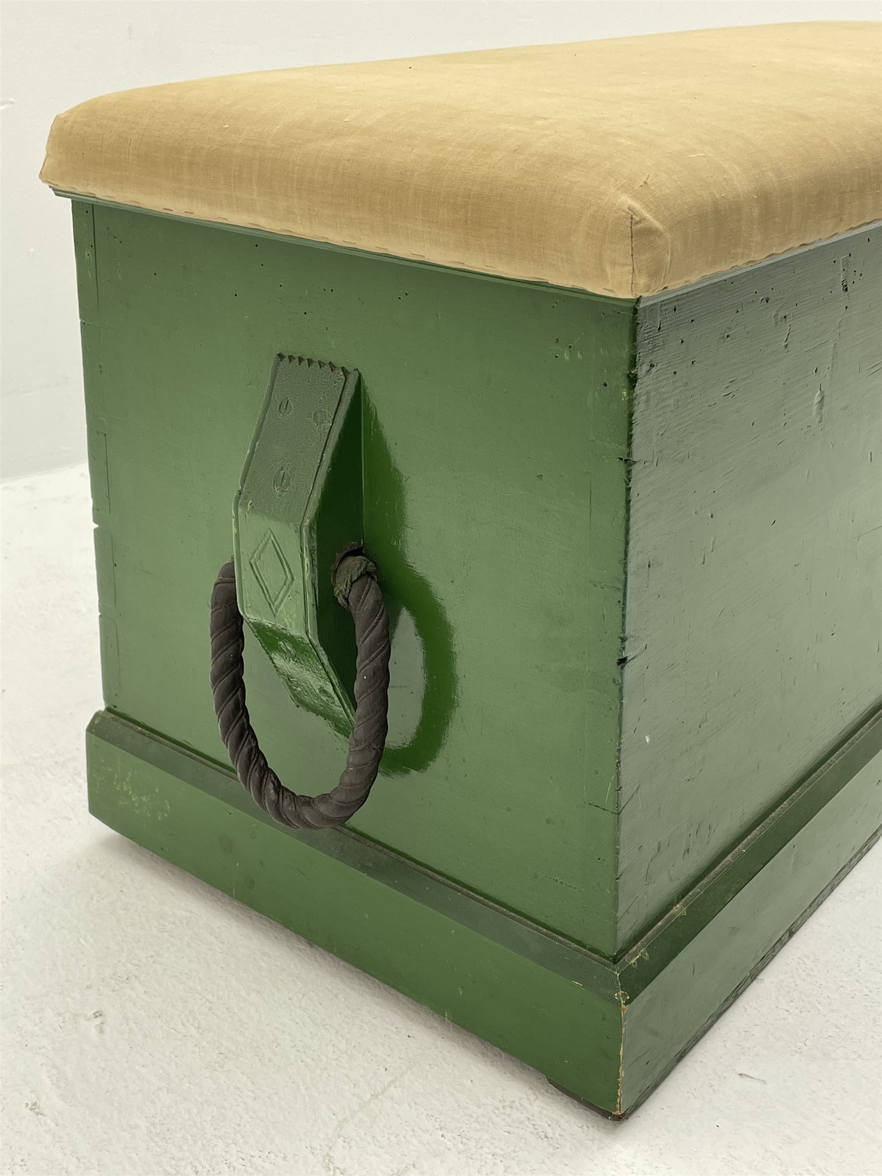 Victorian pine blanket box, cushion upholstered top, roped handles, plinth base 