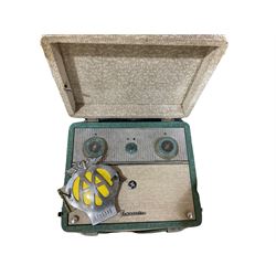 'AA' badge, transistor radio in case, door lock mechanism plate, shoe stretchers, green glass bottles, brass bells and other metalware, treen and misc