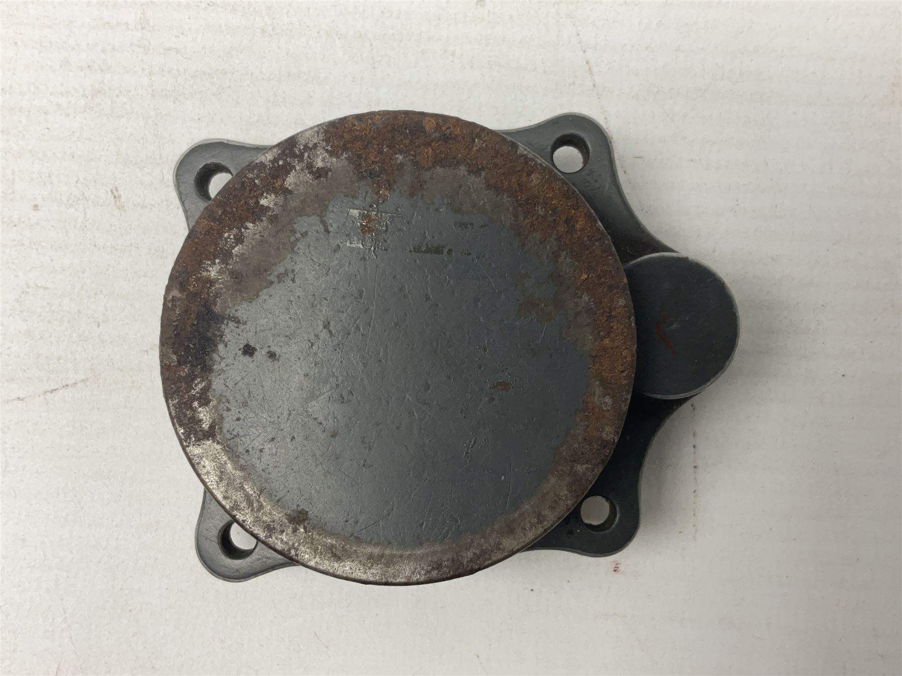 WW2 Jungans Luftwaffe aircraft cockpit clock with luminous centre sweep seconds hand, baton hour and minute hands, regulation 45mm black dial with date recorder, formerly illuminous Arabic numbers and minute track, rotating bezel (seized), going barrel movement with a lever escapement serial No 22901 jewelled to the centre wheel, over-sprung balance with timing  screws, max.H8cm