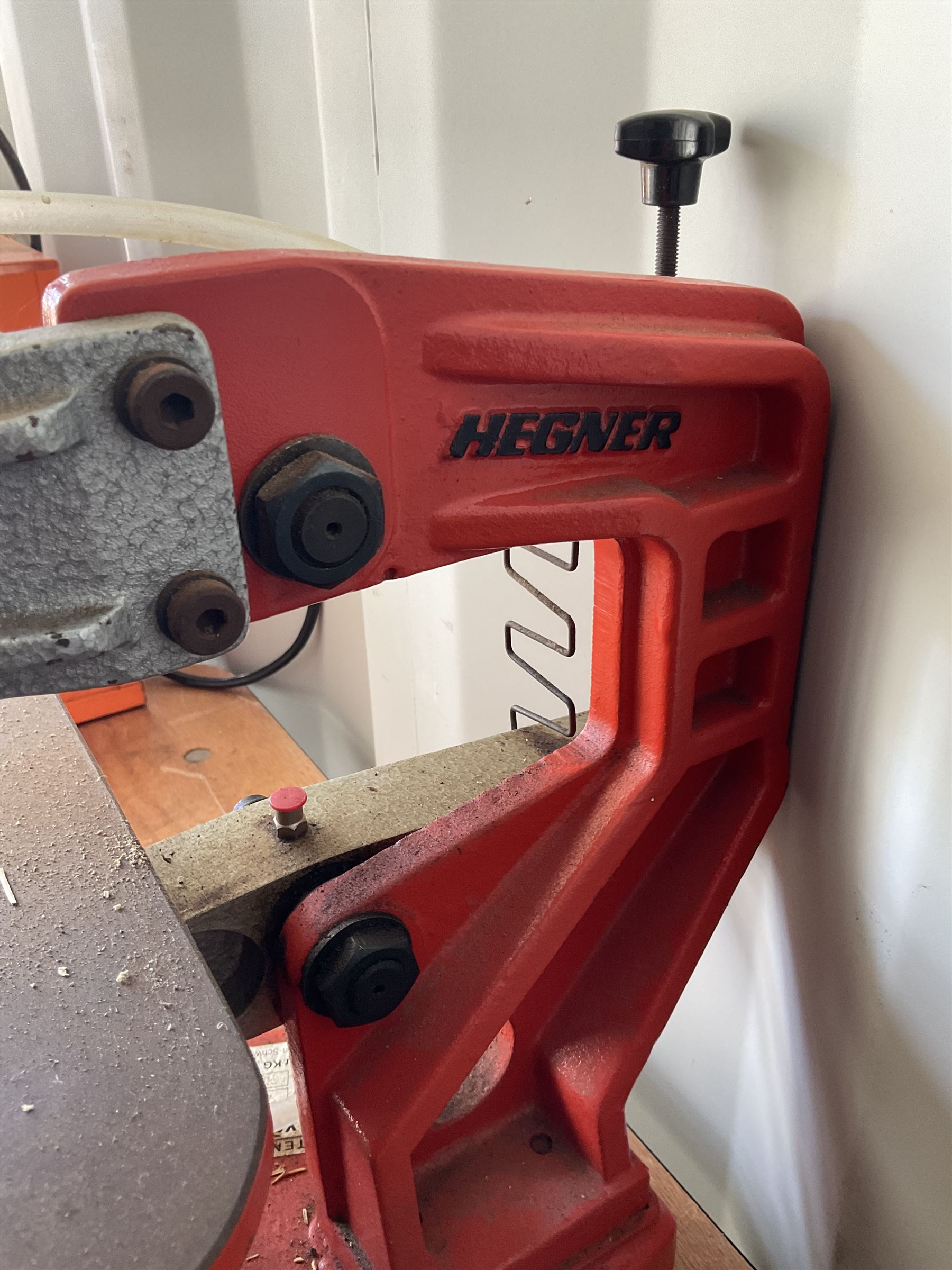 Hegner variable speed table scroll saw THIS LOT IS TO BE COLLECTED BY