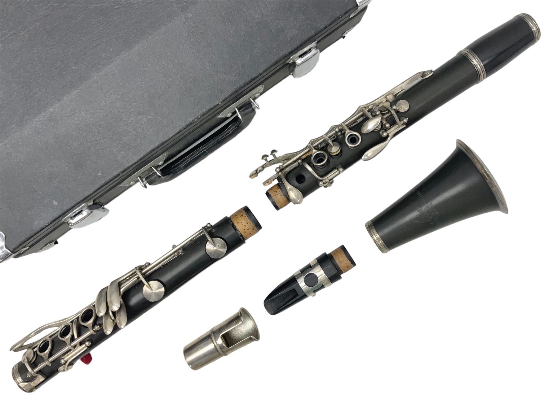 Lark M4001 four-piece clarinet; in fitted carrying case Lark M4001 four-piece clarinet; in fitted carrying case