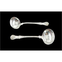 Pair of Victorian silver sauce ladles, Queens pattern by Chawner & Co, London 1865, approx 5.9oz